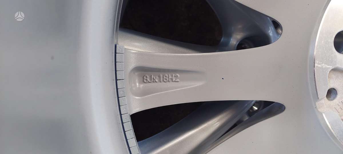 BMW, vieglmetāla, R18