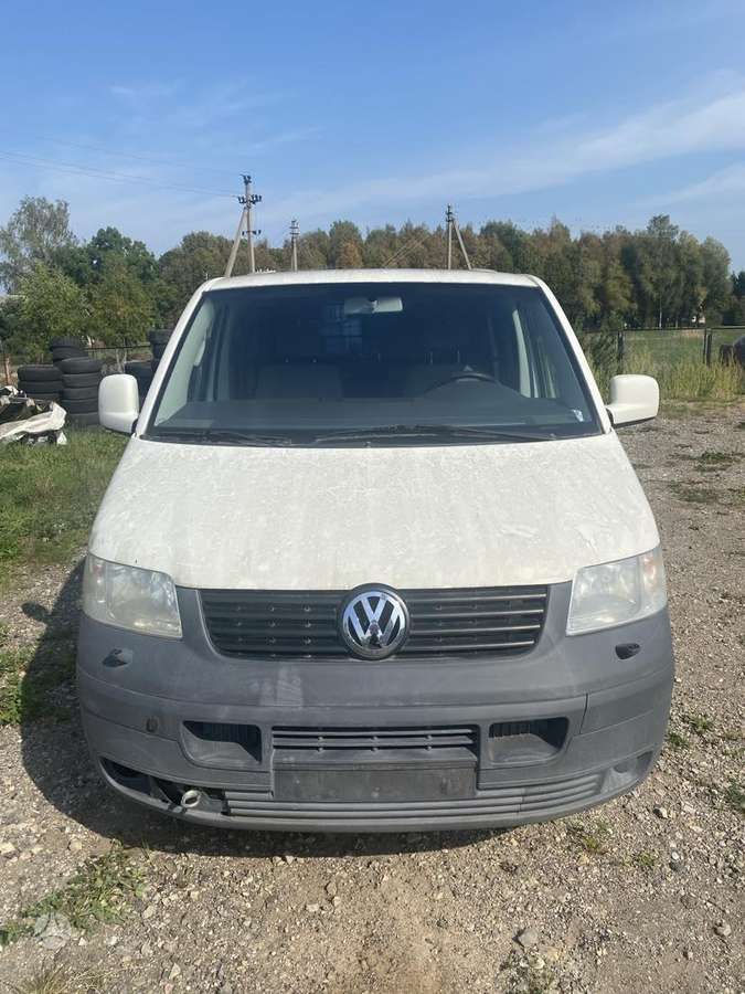 Volkswagen Caravelle, passenger vans