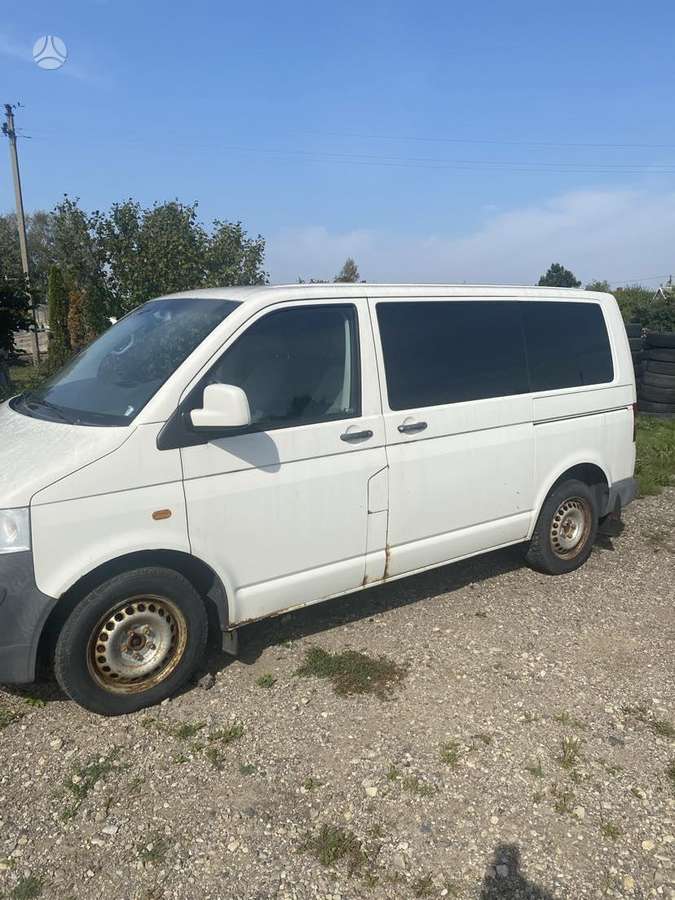 Volkswagen Caravelle, passenger vans
