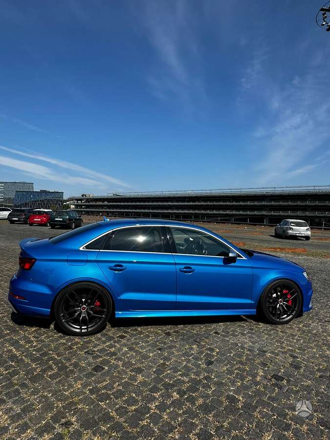 Audi RS 3, 2.5 l., Седан