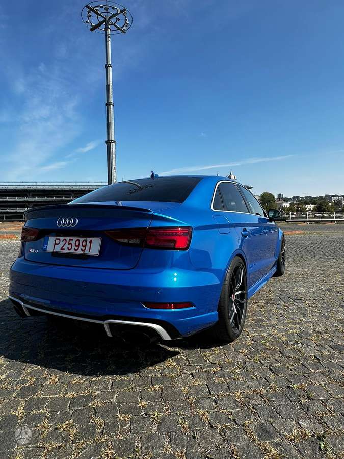 Audi RS 3, 2.5 l., Седан