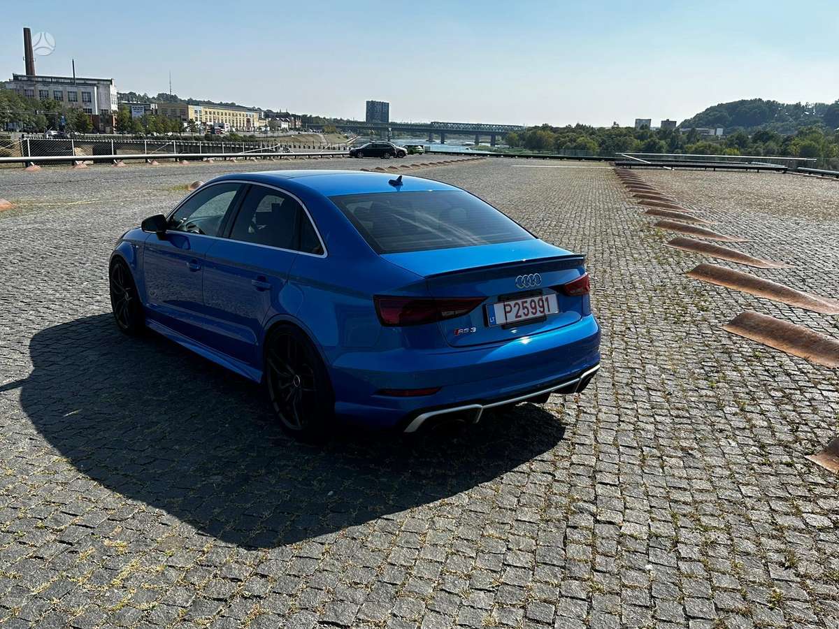 Audi RS 3, 2.5 l., Седан
