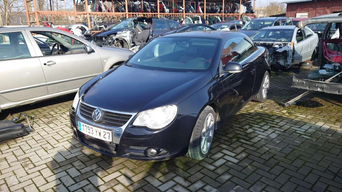 Volkswagen Eos for parts