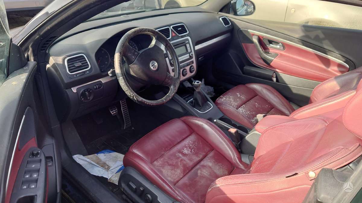 Volkswagen Eos for parts