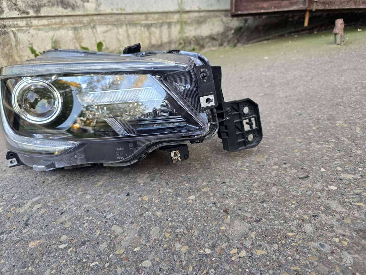 Subaru Outback kėbulo dalys