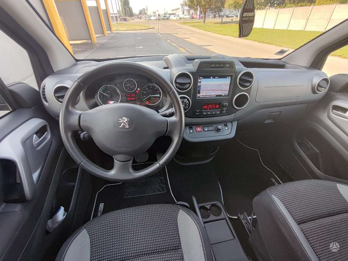 Peugeot Partner - 10