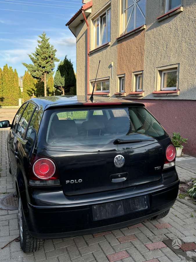 Volkswagen Polo dalimis