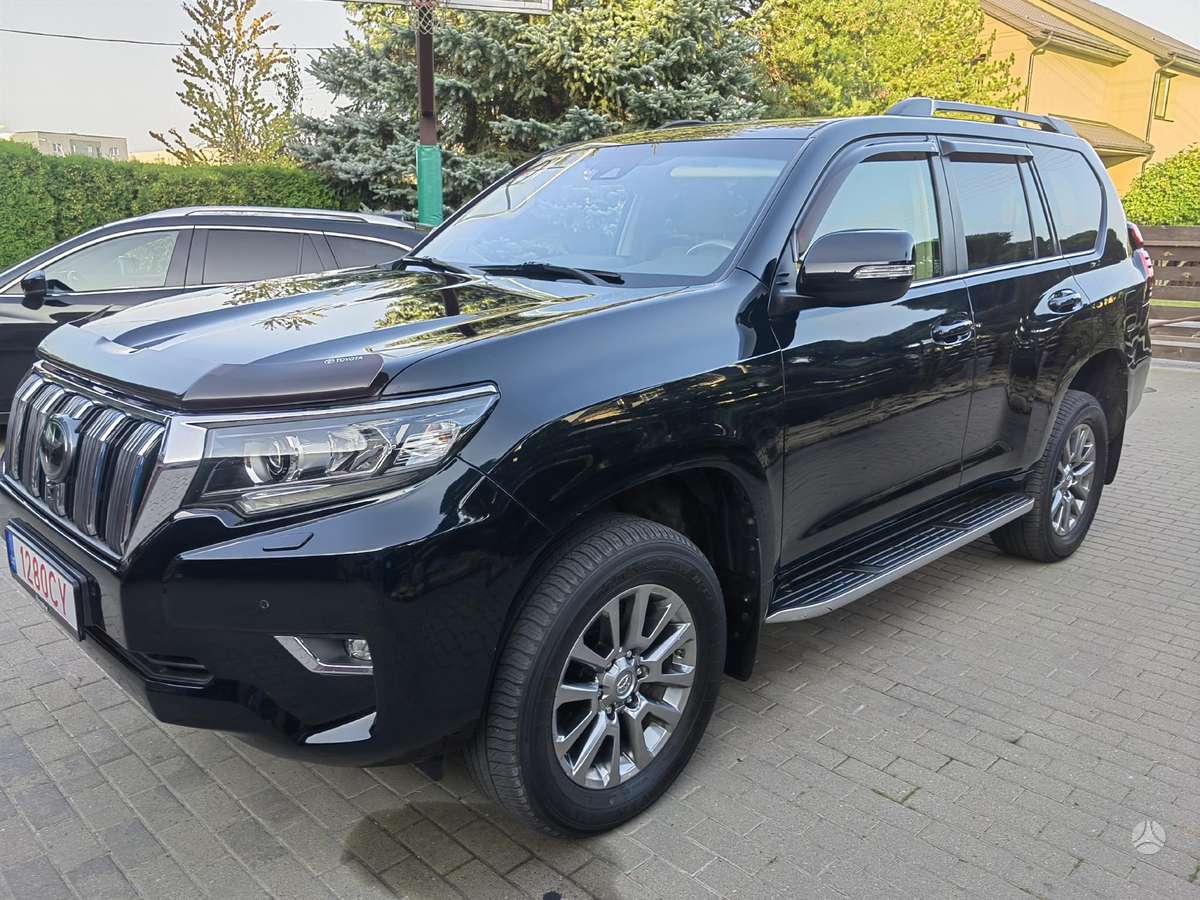 Toyota Land Cruiser - 2