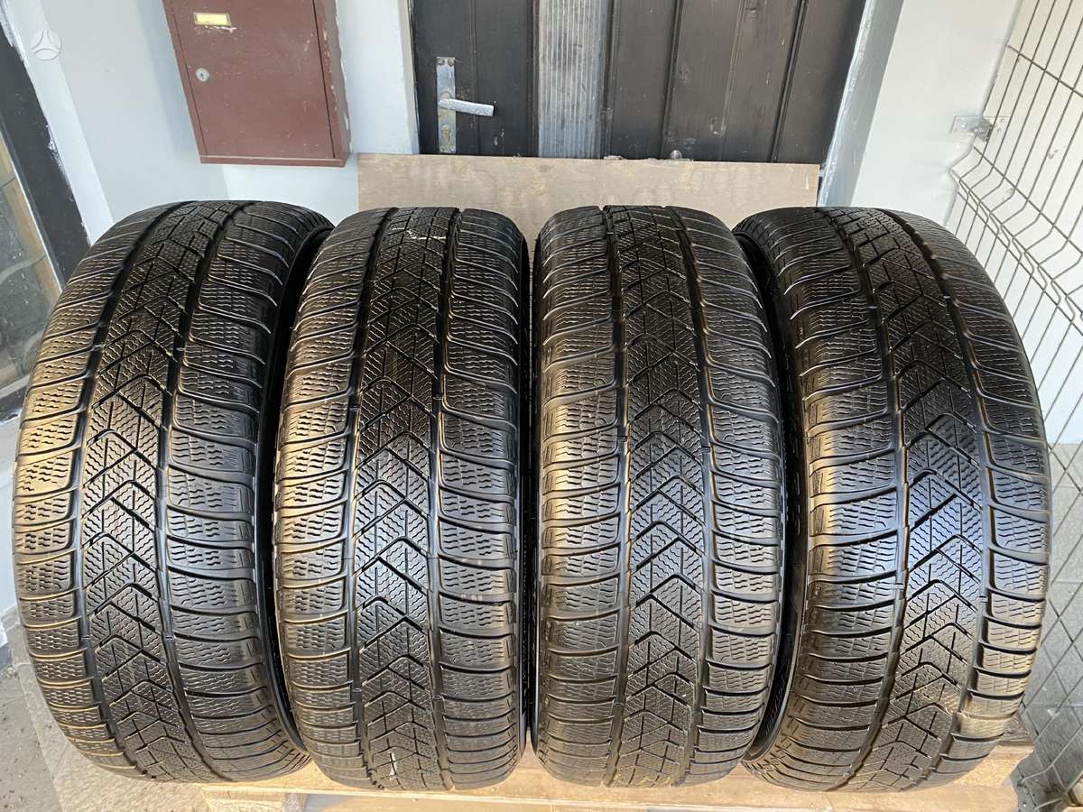 Pirelli Sottozero3, winter 225/45 R19