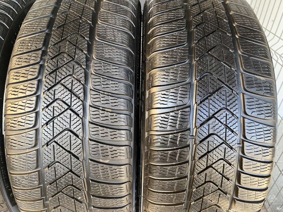 Pirelli Sottozero3, winter 225/45 R19