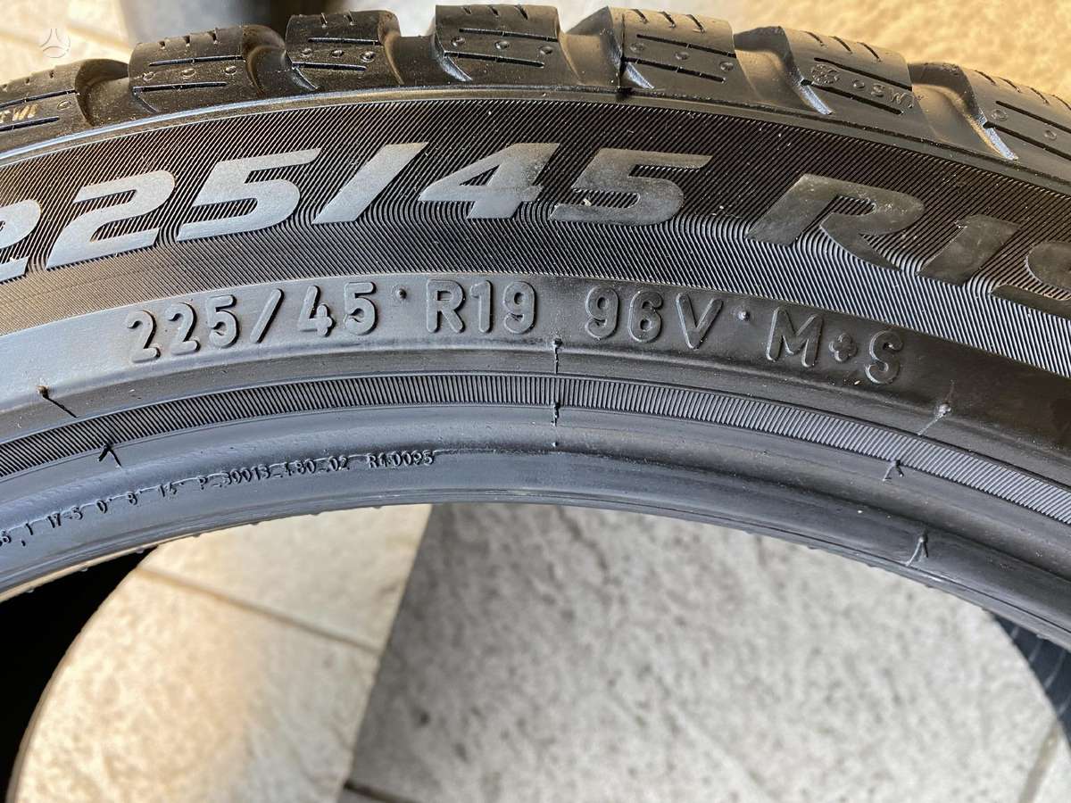 Pirelli Sottozero3, winter 225/45 R19