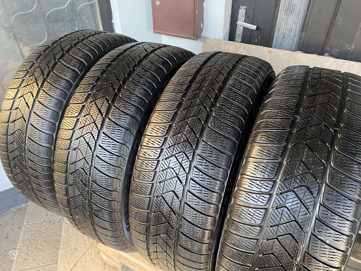Pirelli Sottozero3, winter 225/45 R19