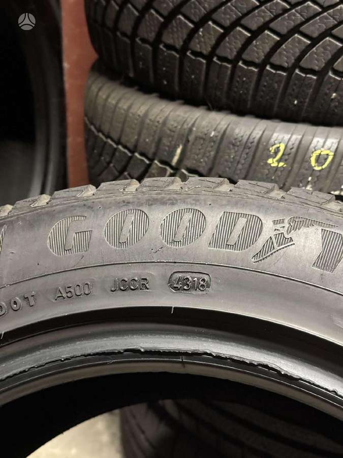 Goodyear VECTOR 4 SEASONS GEN-2, всесезонные 225/55 R17