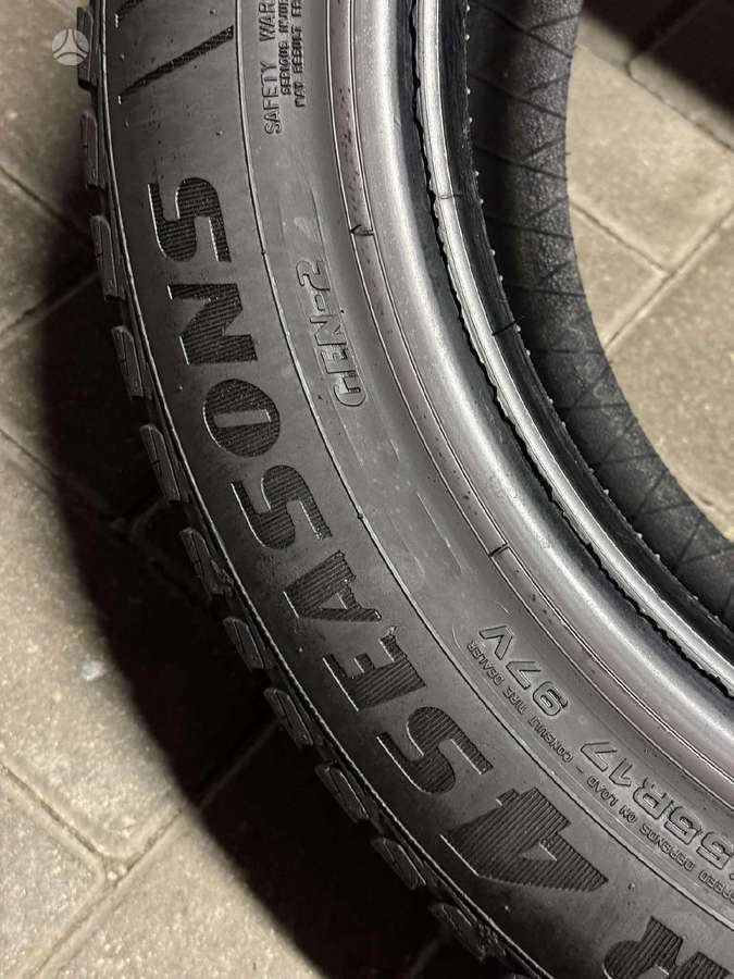Goodyear VECTOR 4 SEASONS GEN-2, всесезонные 225/55 R17