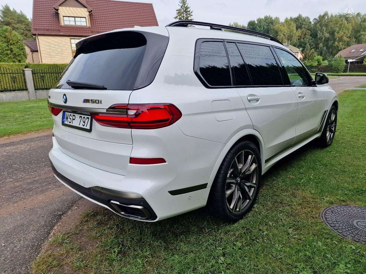 BMW X7, Внедорожник / Кроссовер