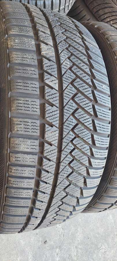 Continental, winter 235/35 R19