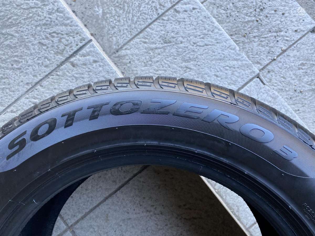 Pirelli Sottozero3, winter 235/55 R17