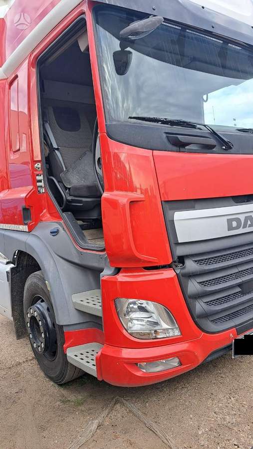 DAF CF440FT, vilkikai