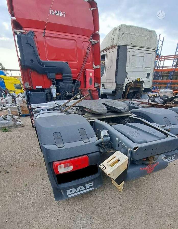 DAF CF440FT, vilkikai