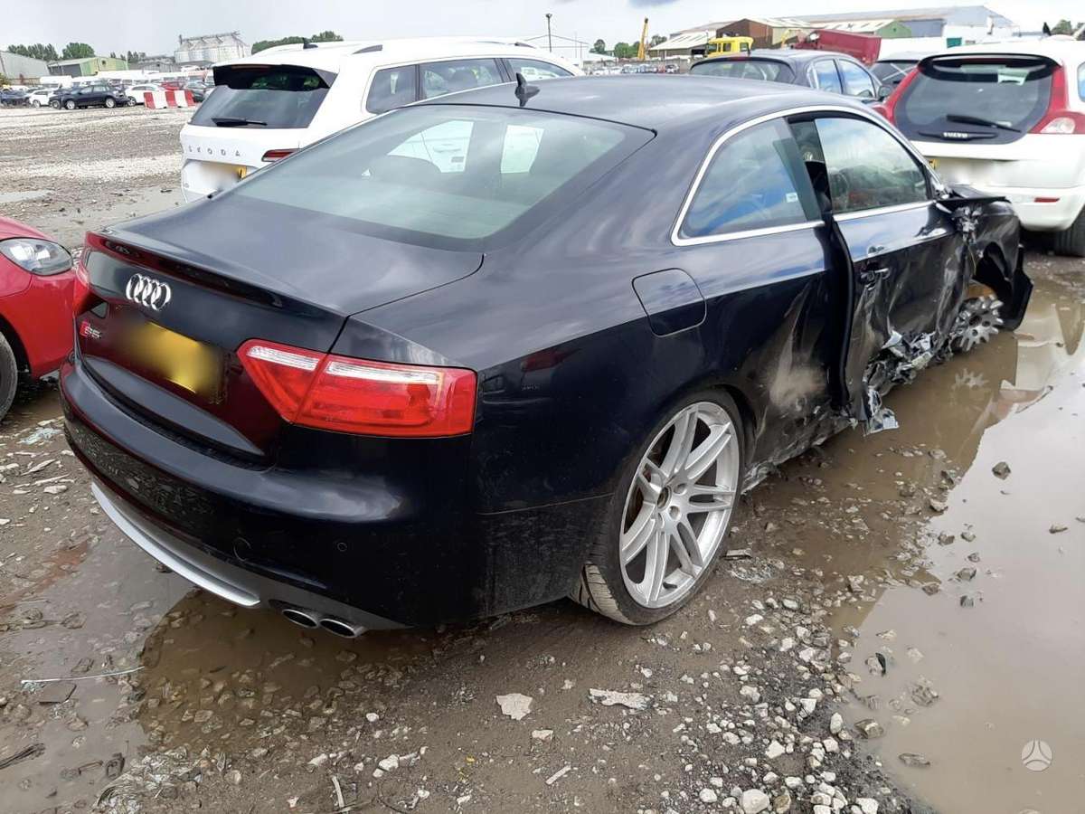 Audi S5, CAUA