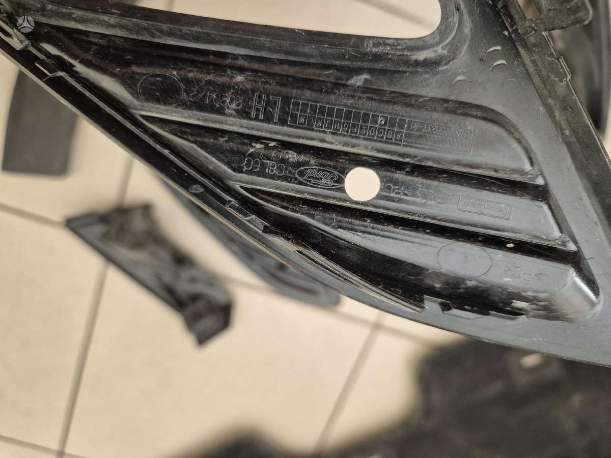 Ford Fiesta детали кузова