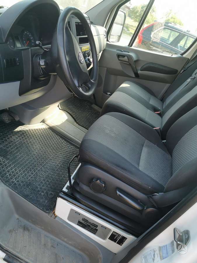 Volkswagen Crafter, passenger vans