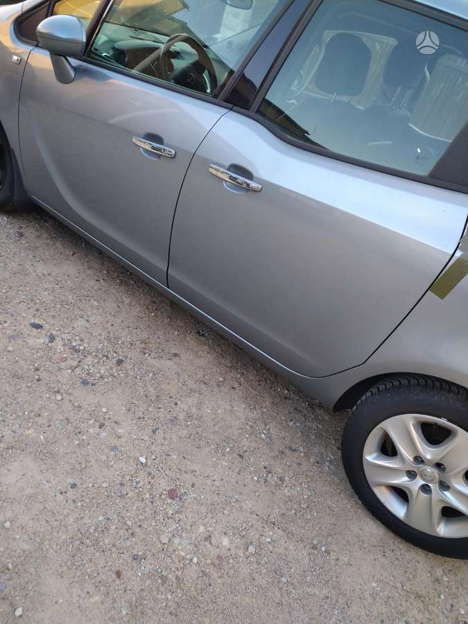 Opel Meriva Spalva z179