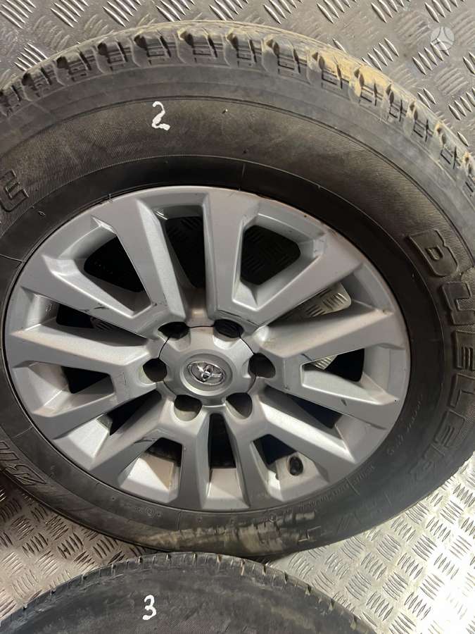Toyota, lengvojo lydinio, R18
