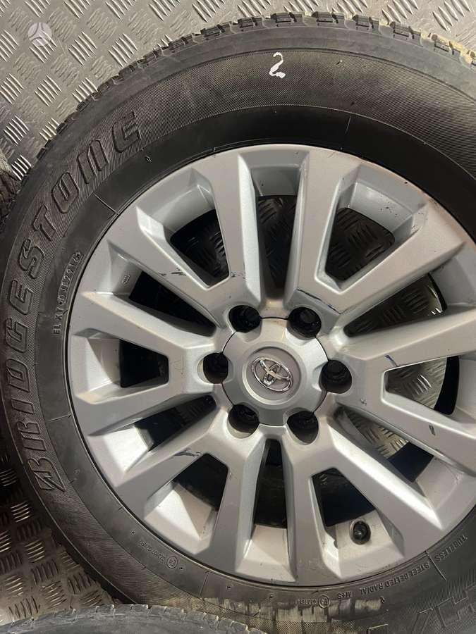 Toyota, lengvojo lydinio, R18