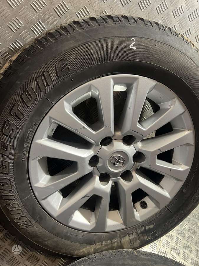 Toyota, lengvojo lydinio, R18