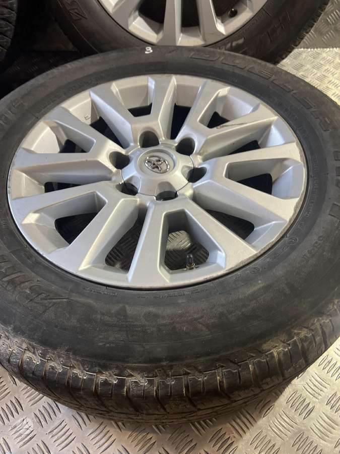 Toyota, lengvojo lydinio, R18