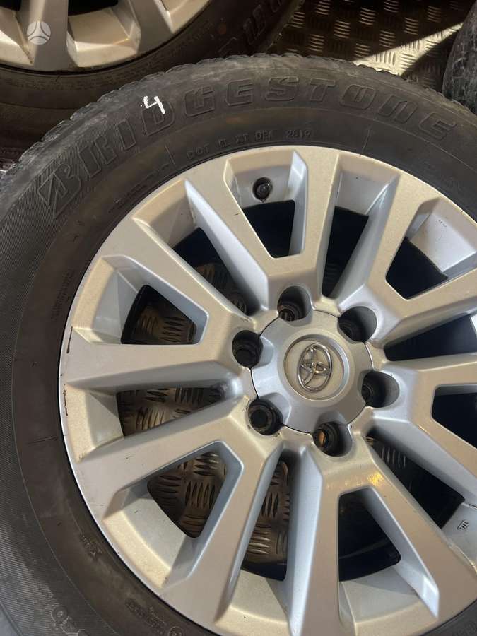 Toyota, lengvojo lydinio, R18