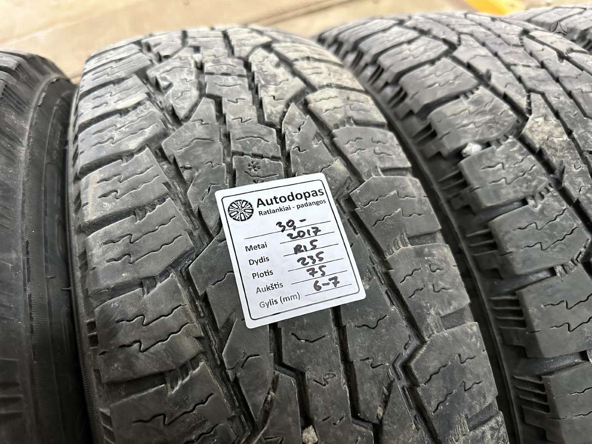 Nokian, winter 235/75 R15