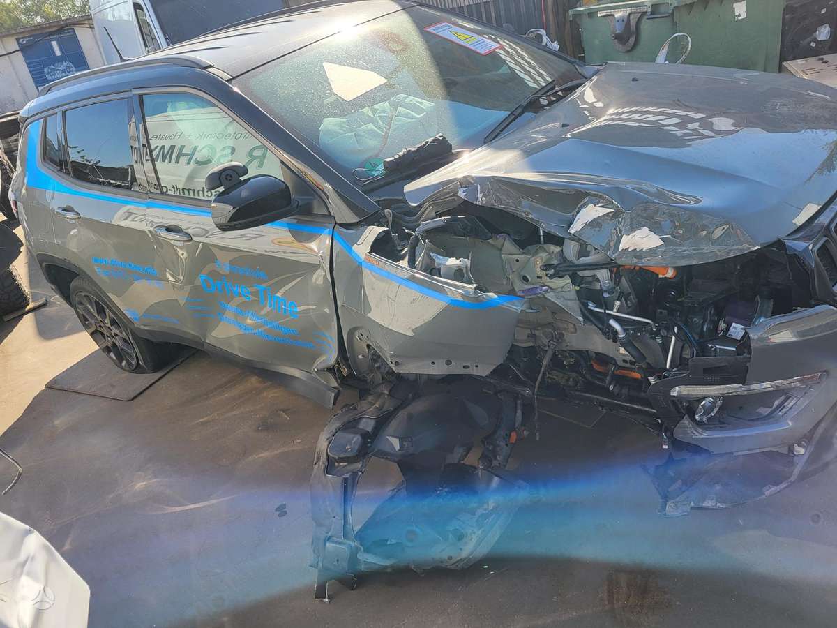 Jeep Compass по частям