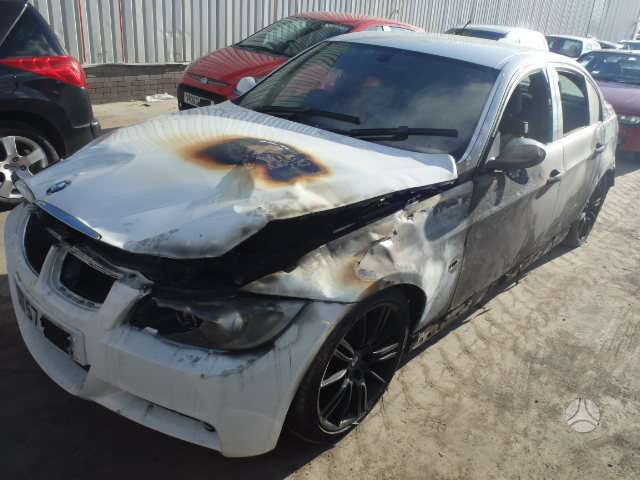 BMW 3 serija dalimis. M