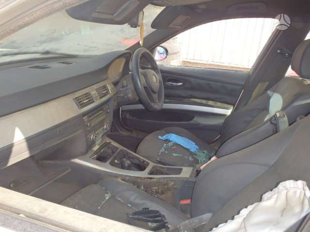 BMW 3 serija rezerves daļās. M