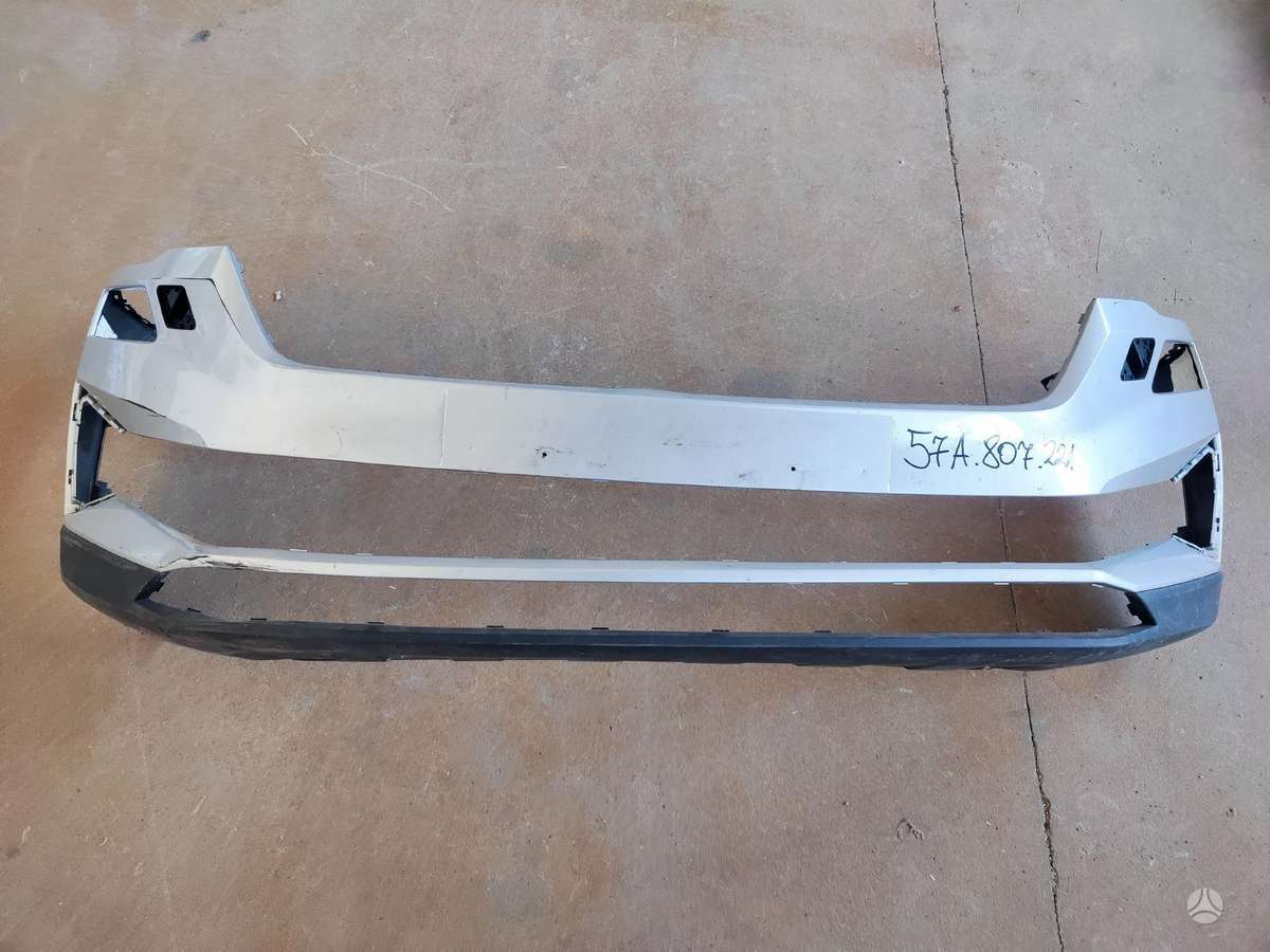 Skoda Karoq bumpers, lights