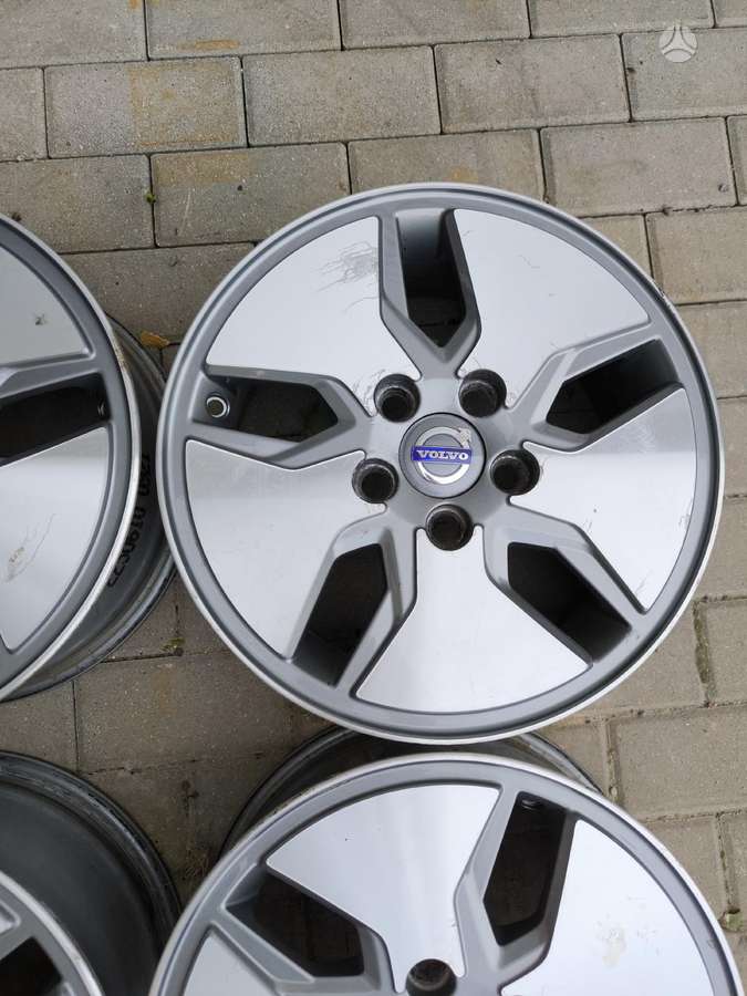 Volvo, light alloy, R15