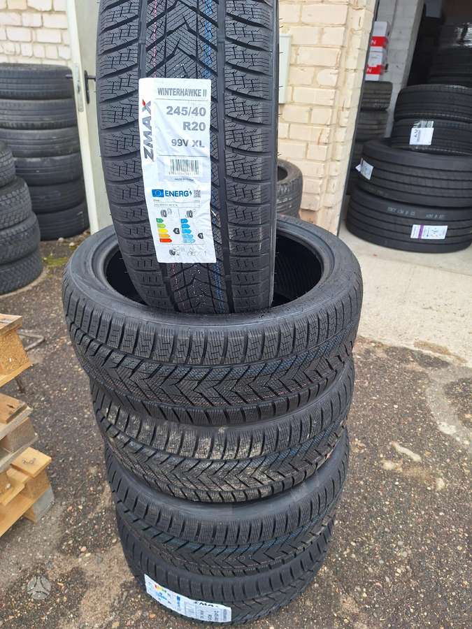 Rockblade, winter 245/40 R20