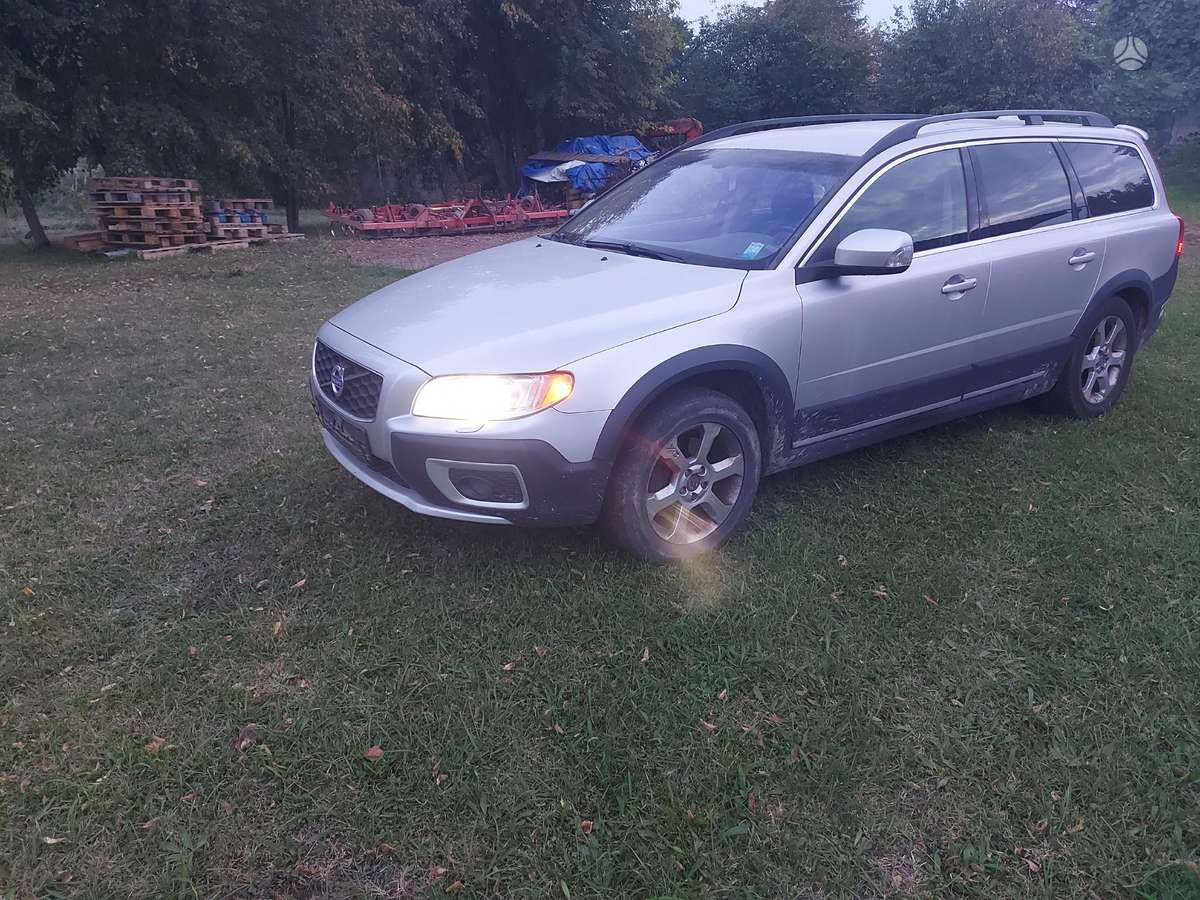 Volvo XC70 Europa dalimis