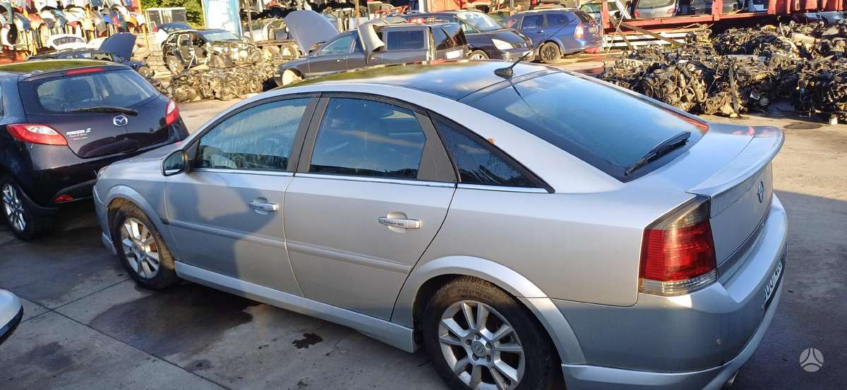 Opel Vectra по частям