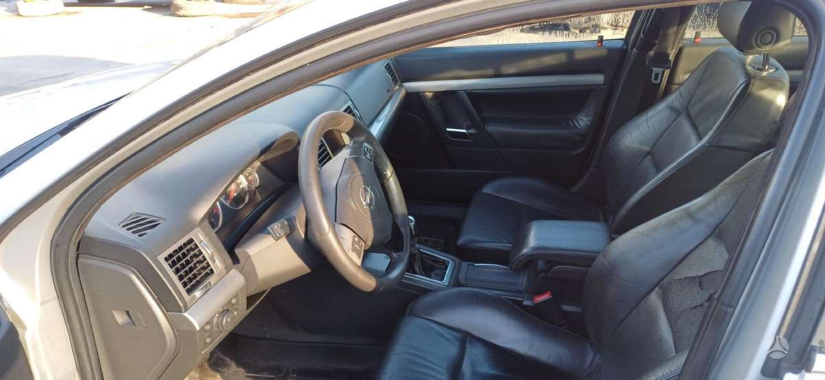 Opel Vectra по частям