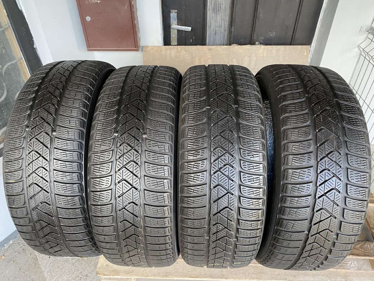 Pirelli Sottozero, winter 215/55 R17