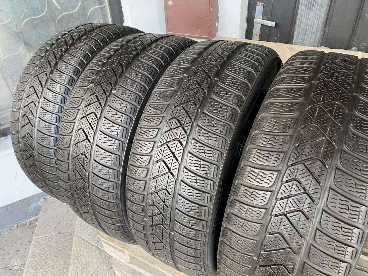 Pirelli Sottozero, winter 215/55 R17