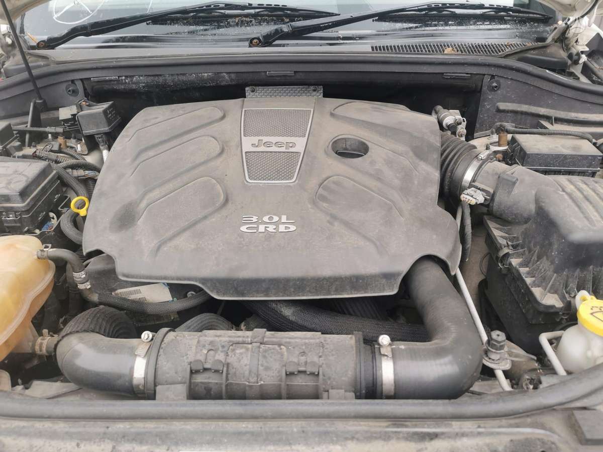 Jeep Grand Cherokee dalimis