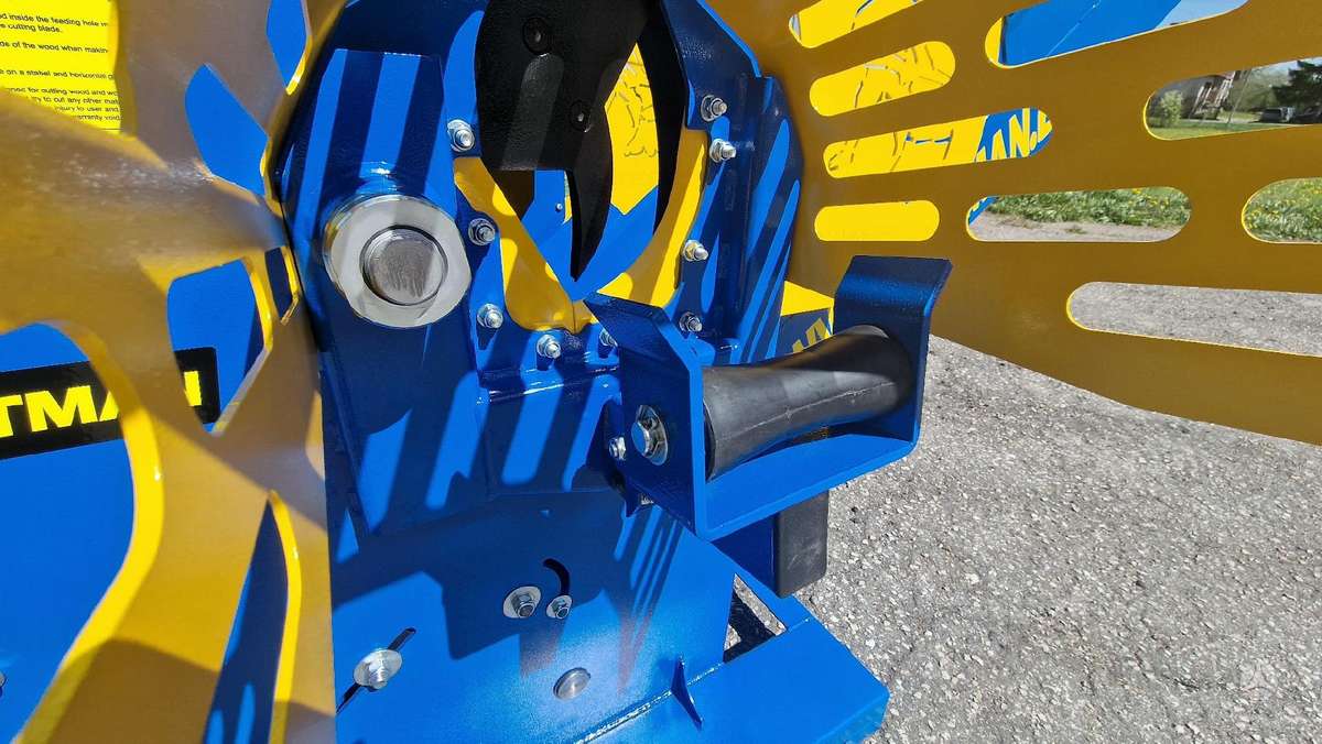 -Kita- FORSTMANN HM210-2, измельчители / дровоколы