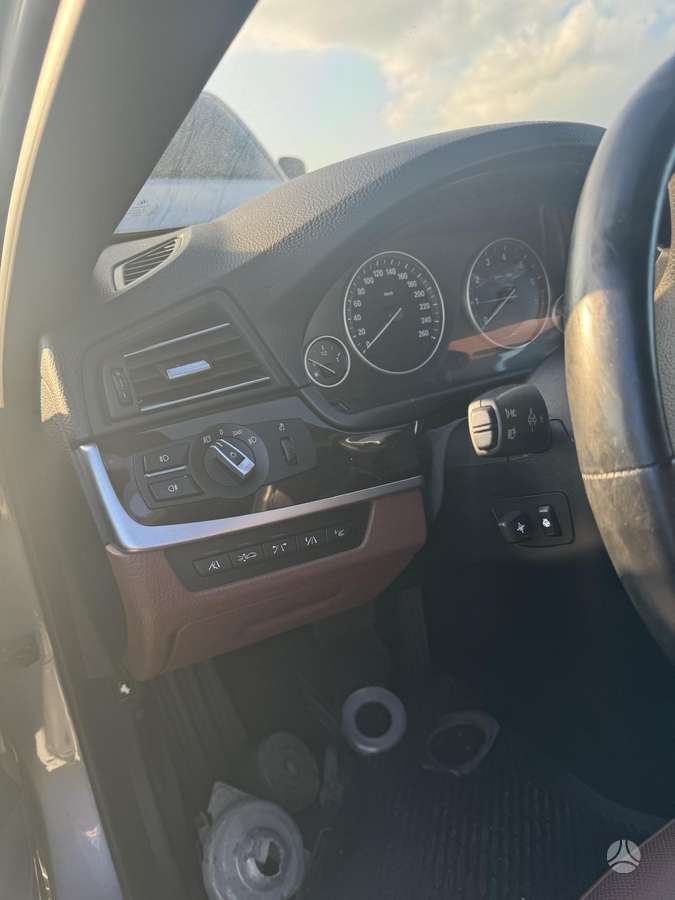 BMW 550