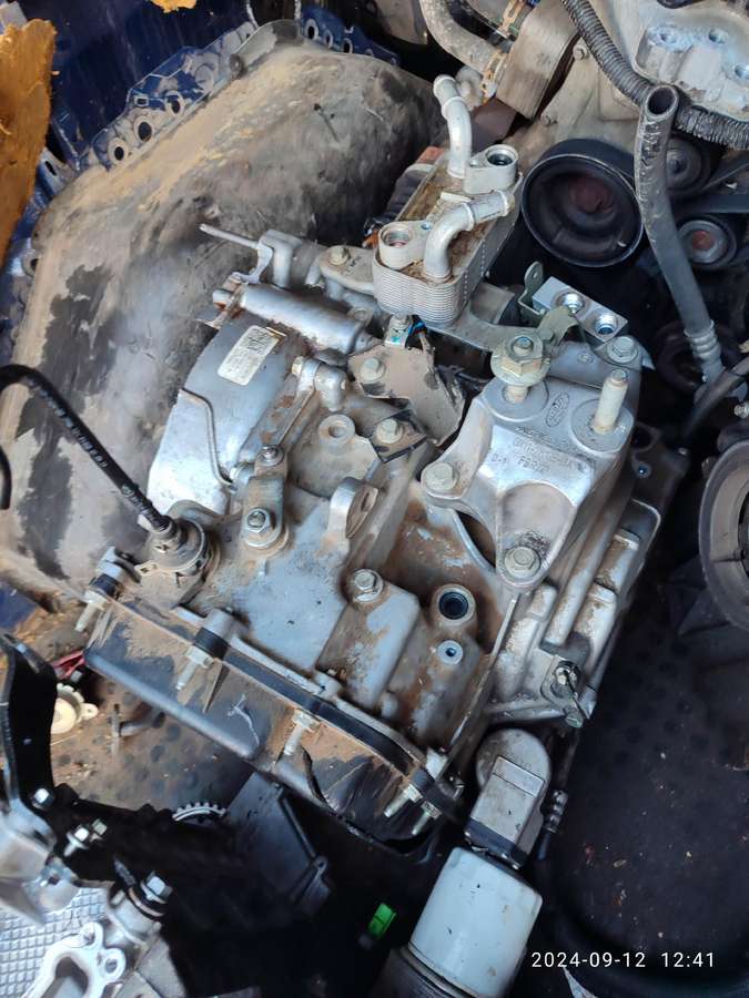 Ford Focus Variklis ir deze dalimis