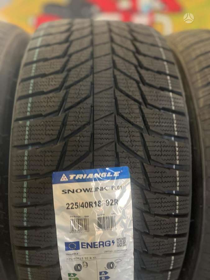 Triangle SIUNČIAME, winter 225/40 R18
