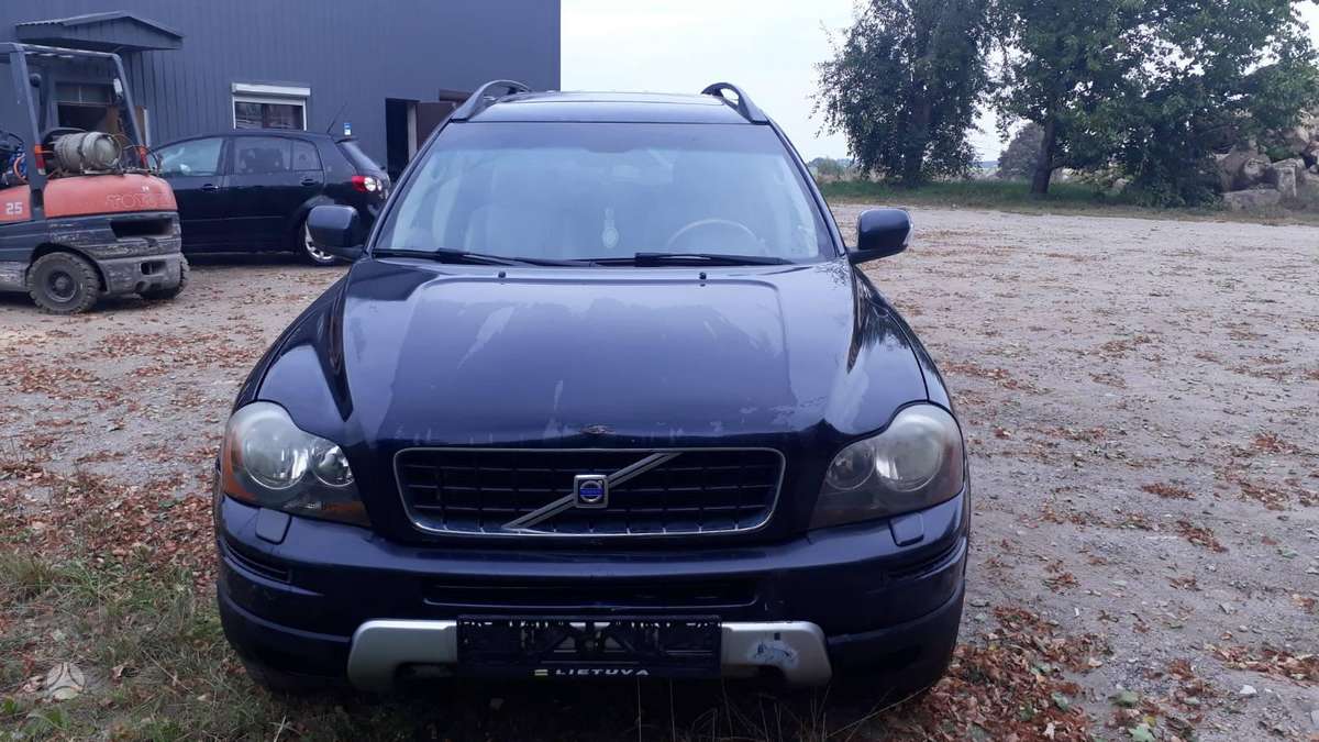 Volvo XC90 dalimis
